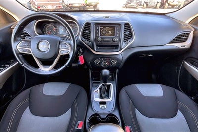 2017 Jeep Cherokee Altitude