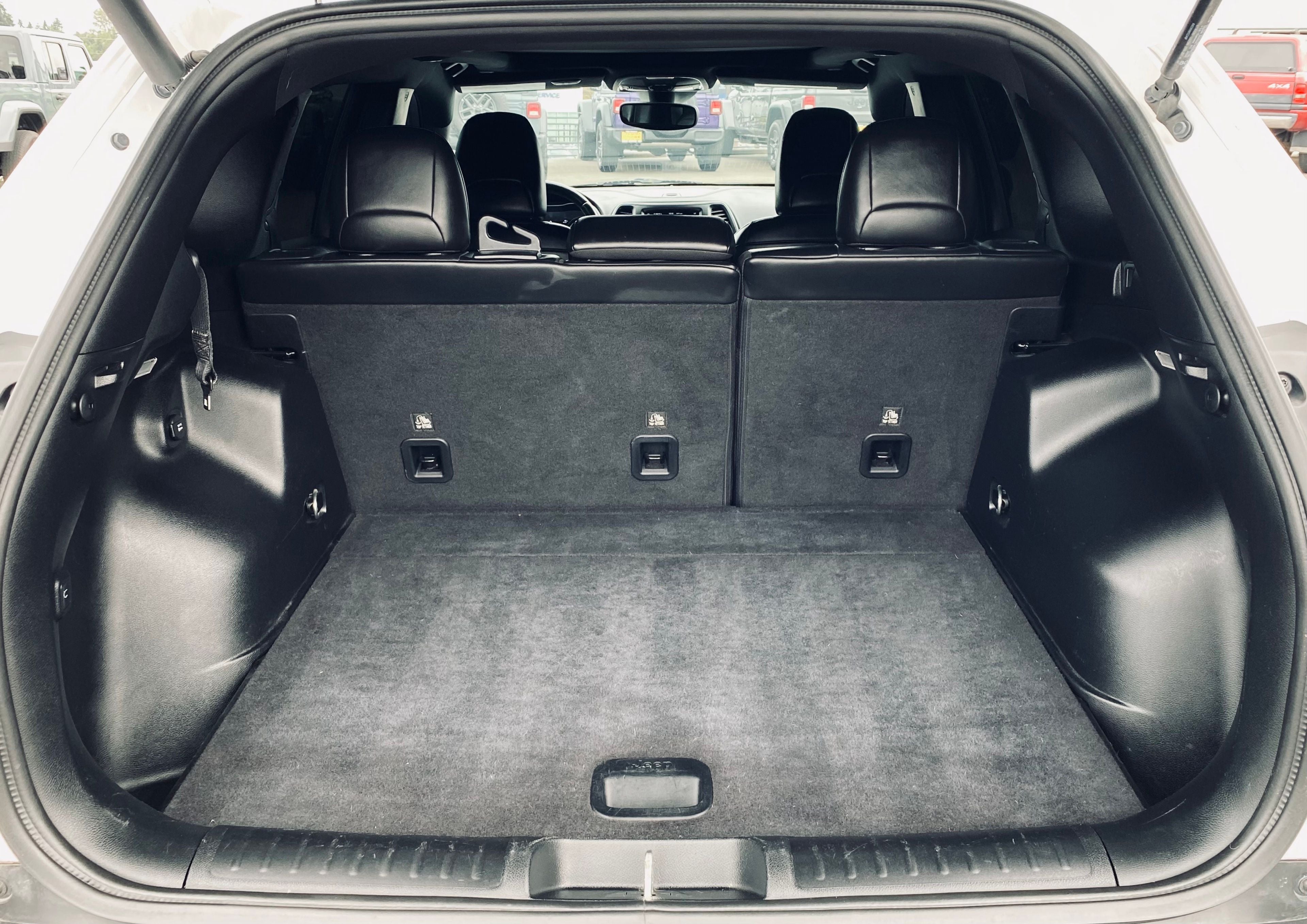 2021 Jeep Cherokee 80th Anniversary LUX