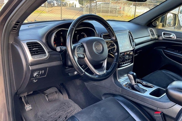 2020 Jeep Grand Cherokee Altitude 4WD