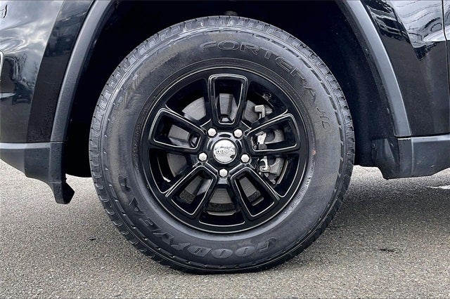 2020 Jeep Grand Cherokee Laredo E