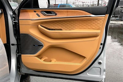 2022 Jeep Grand Cherokee Summit Reserve 4xe 4WD