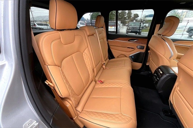 2022 Jeep Grand Cherokee Summit Reserve 4xe 4WD