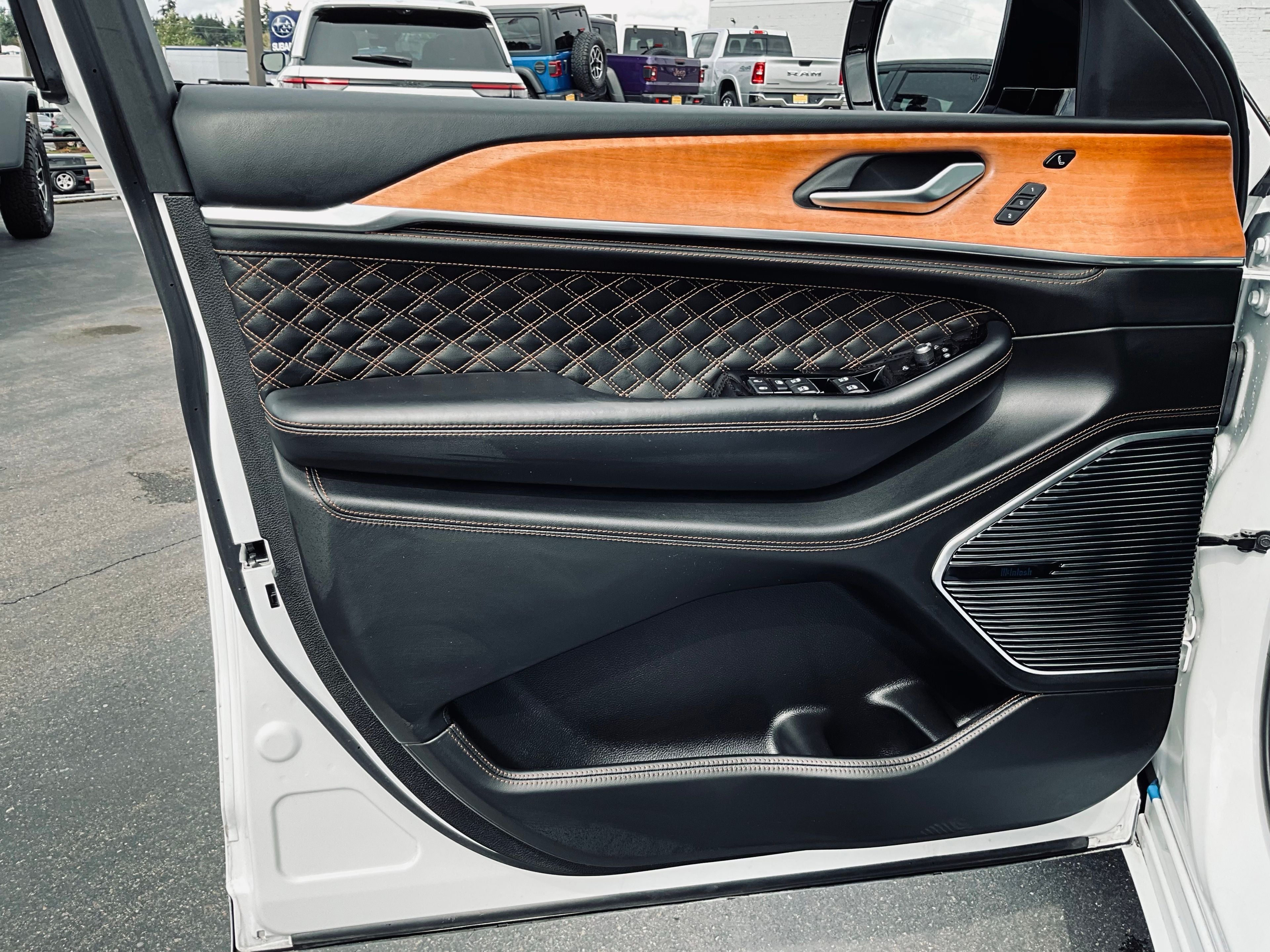 2023 Jeep Grand Cherokee Summit Reserve 4xe