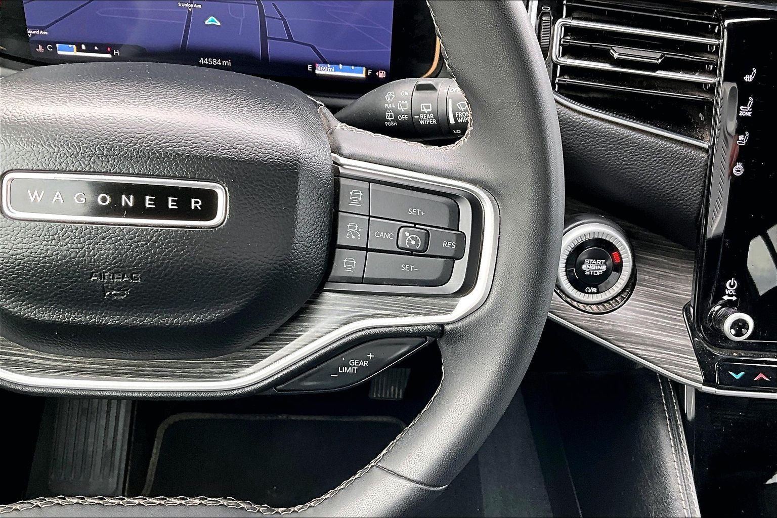 2024 Jeep Wagoneer L Series II