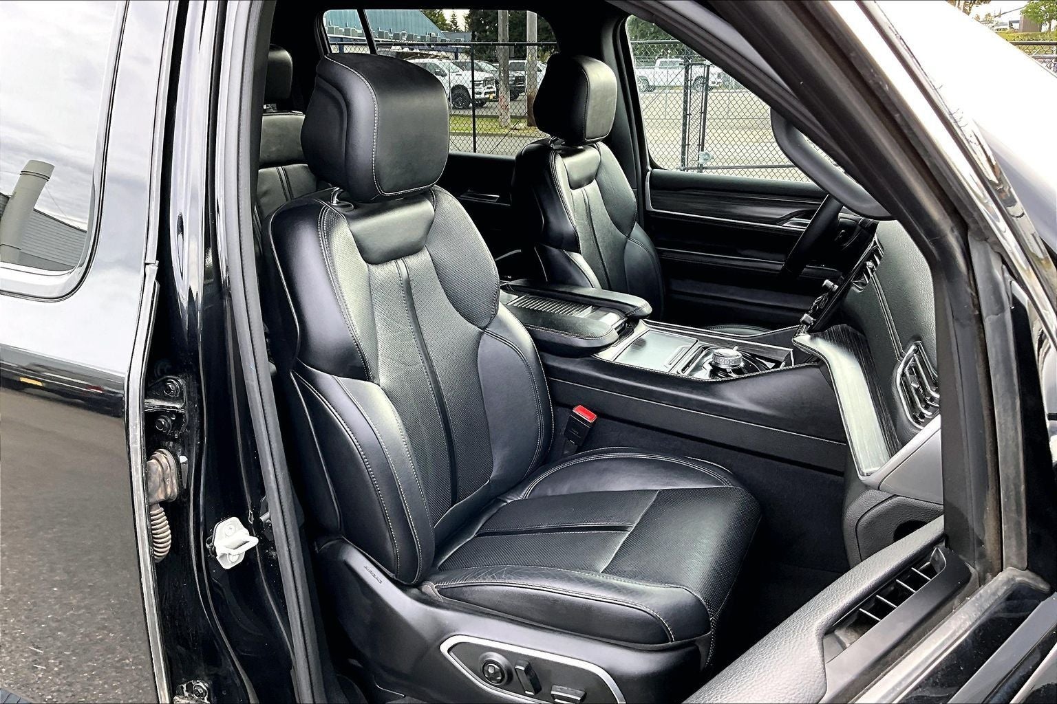 2024 Jeep Wagoneer L Series II