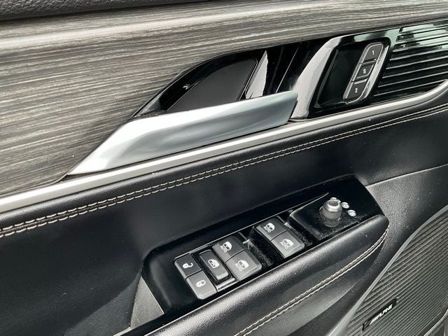 2023 Jeep Wagoneer L Series II