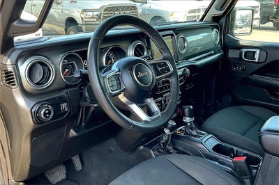 2023 Jeep Gladiator Overland CREW CAB 4X4