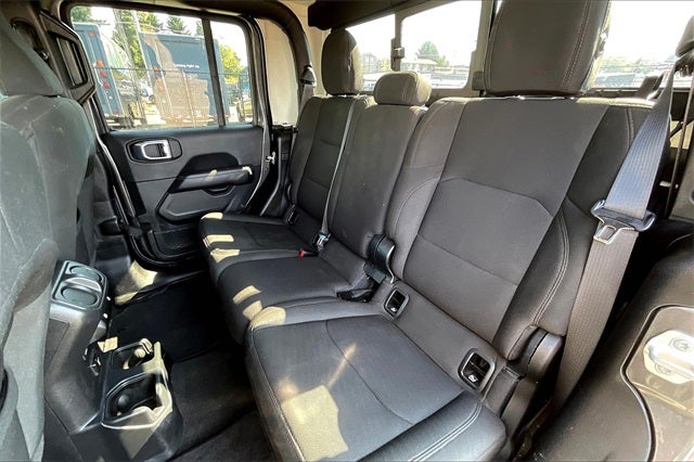 2023 Jeep Gladiator Overland CREW CAB 4X4