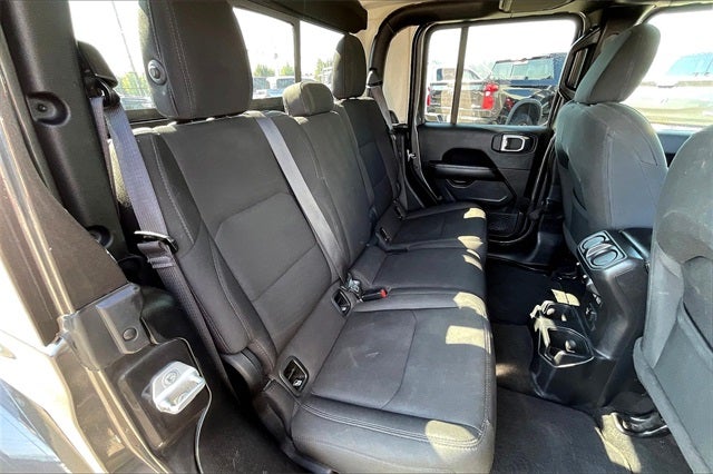 2023 Jeep Gladiator Overland CREW CAB 4X4