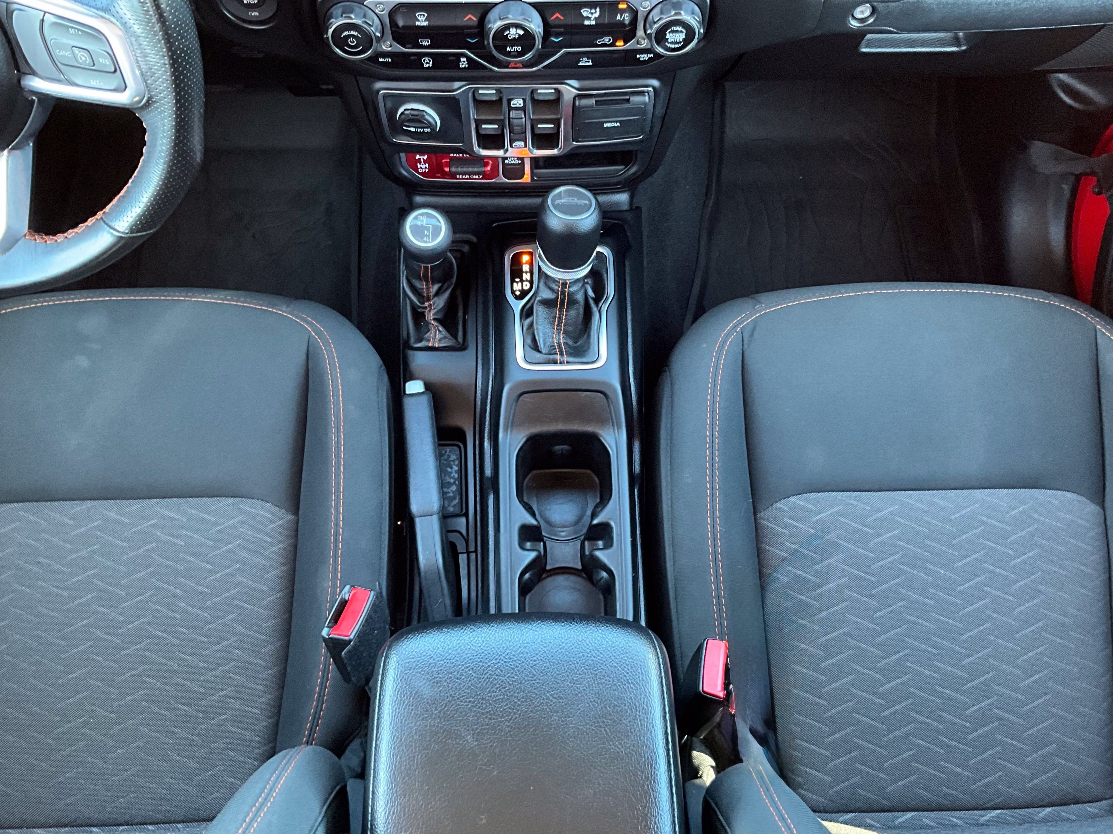 2021 Jeep Gladiator Mojave