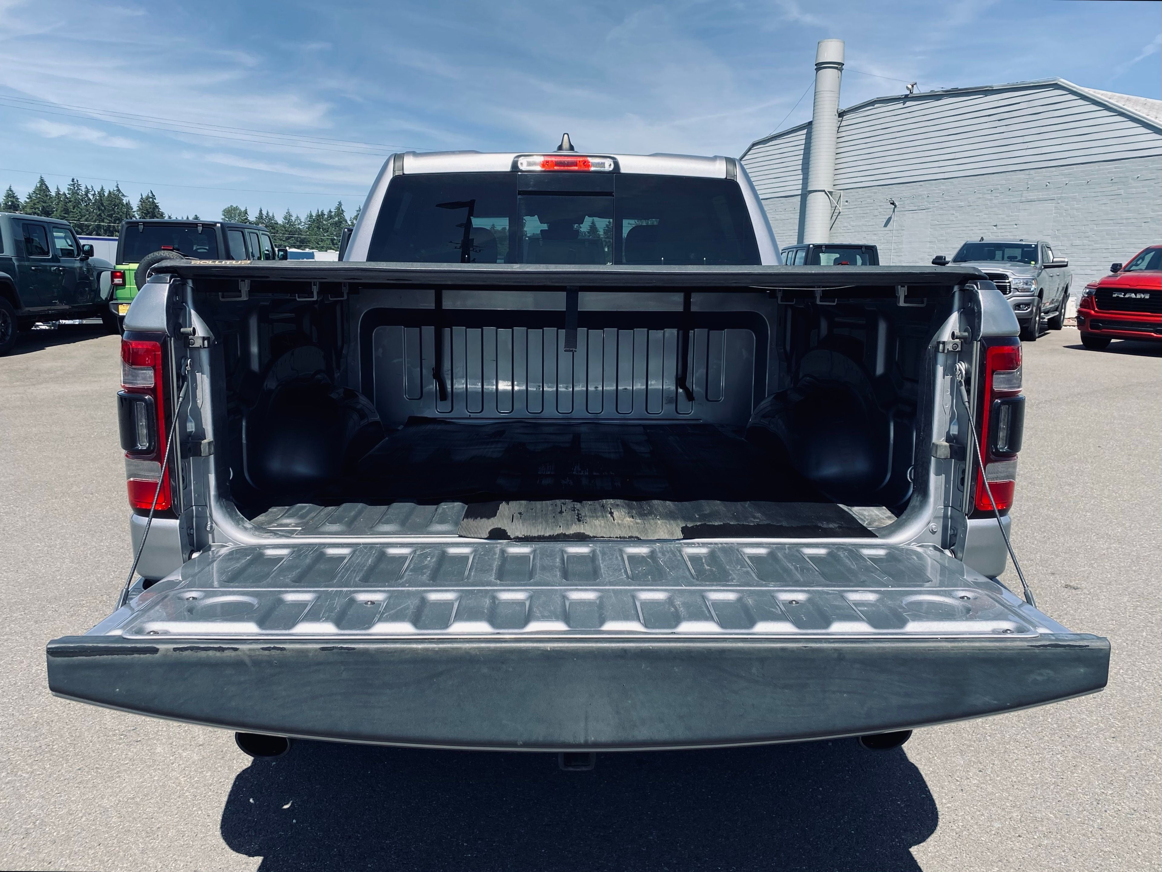 2021 RAM 1500 Big Horn Night Edition