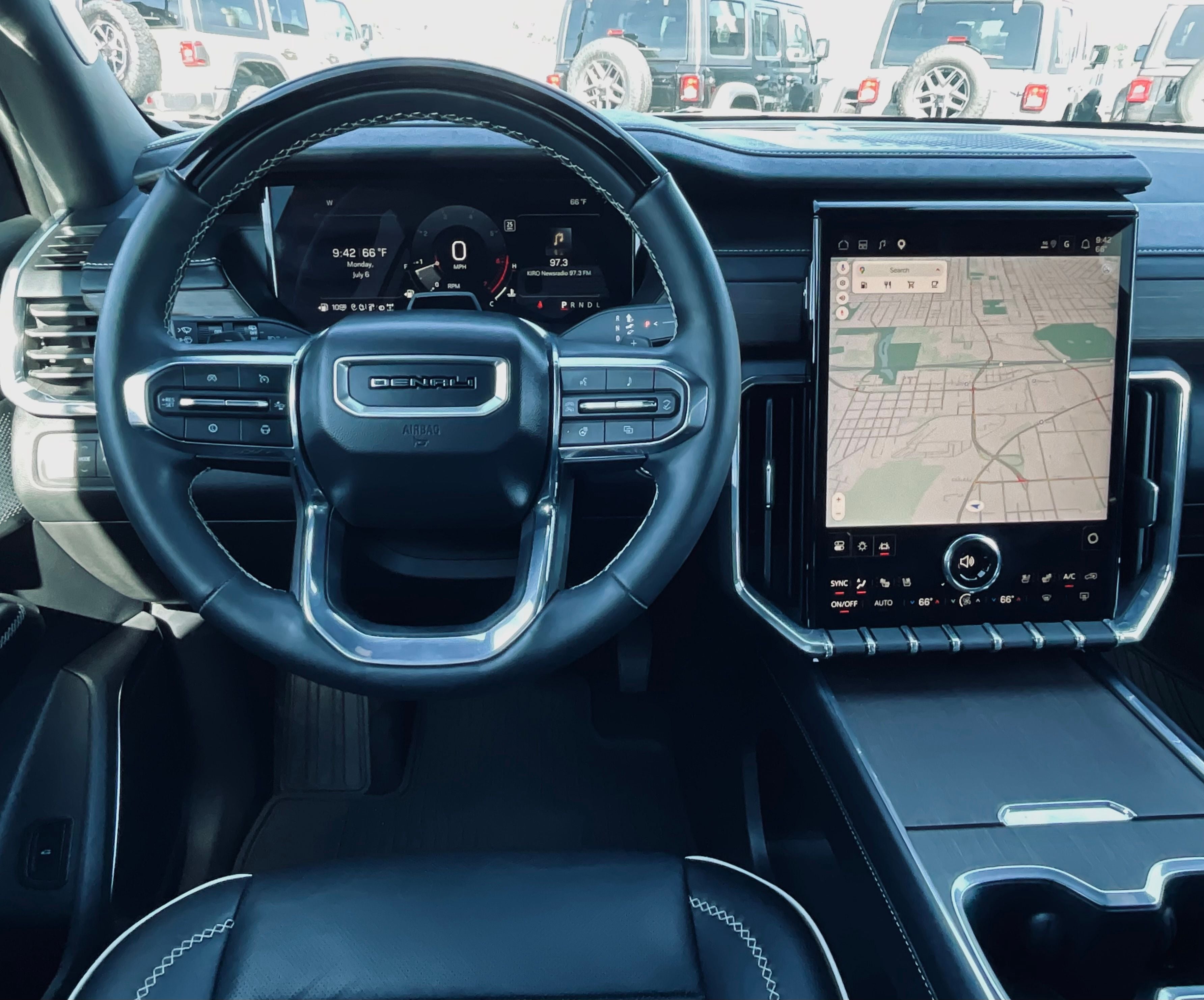 2025 GMC Acadia Denali