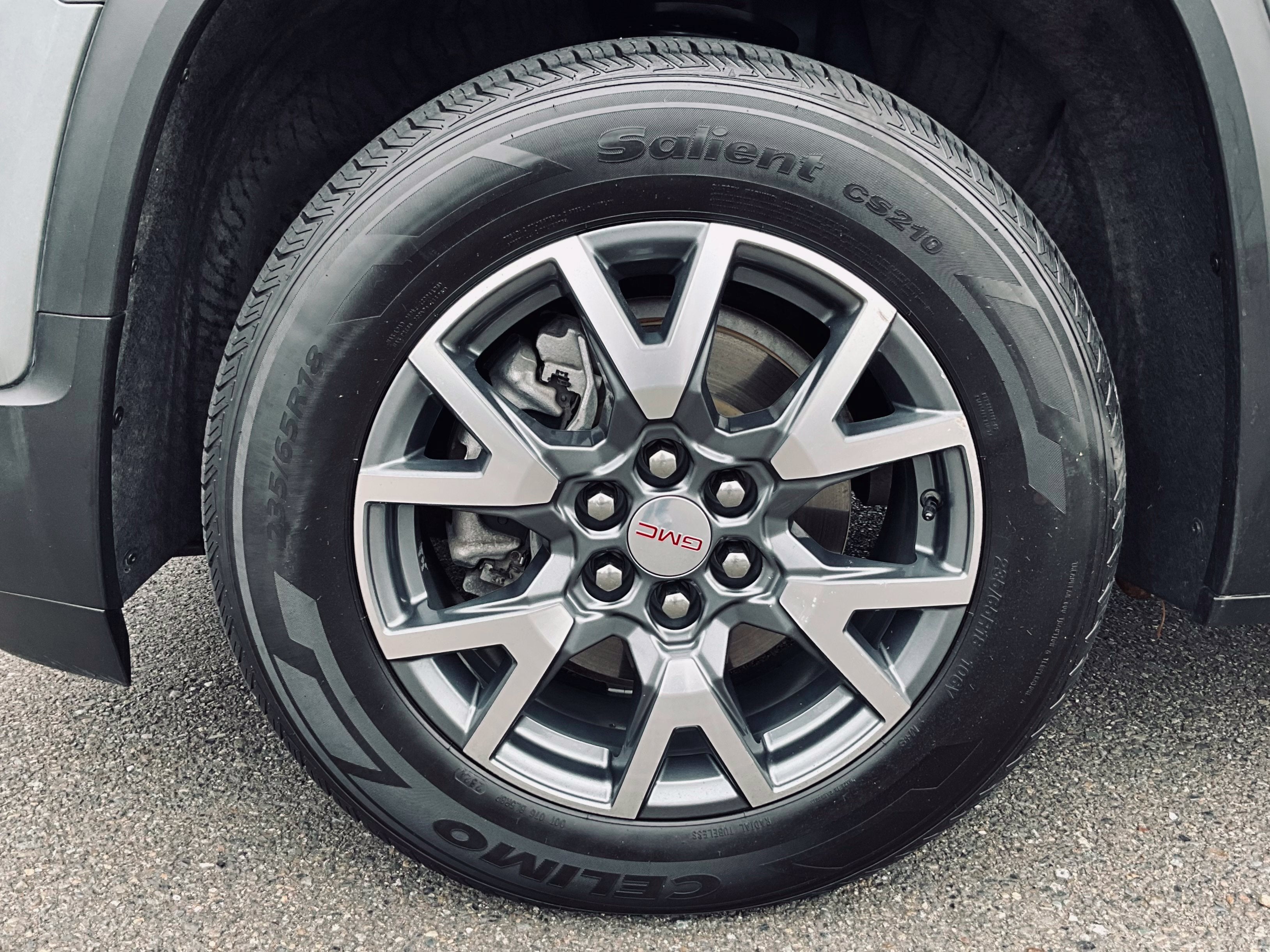 2023 GMC Acadia SLT