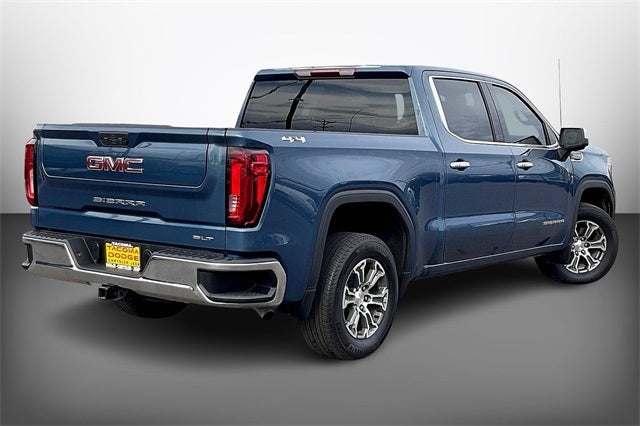 2024 GMC Sierra 1500 SLT CREW CAB 4X4