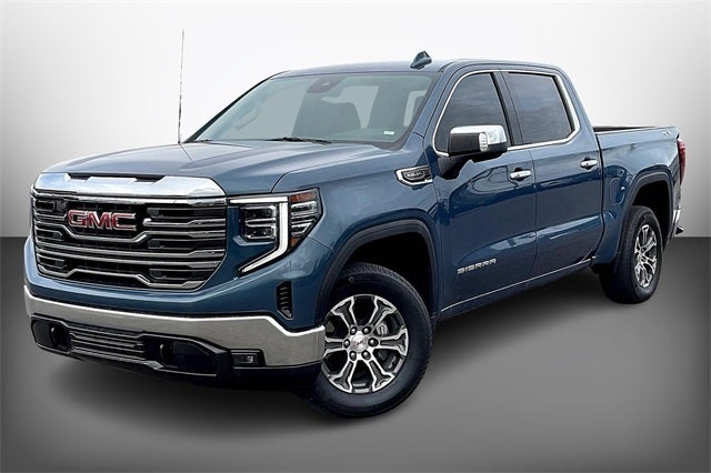 2024 GMC Sierra 1500 SLT CREW CAB 4X4