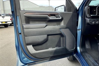 2024 GMC Sierra 1500 SLT CREW CAB 4X4