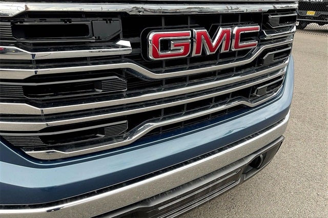 2024 GMC Sierra 1500 SLT CREW CAB 4X4