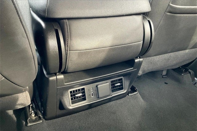 2024 GMC Sierra 1500 SLT CREW CAB 4X4