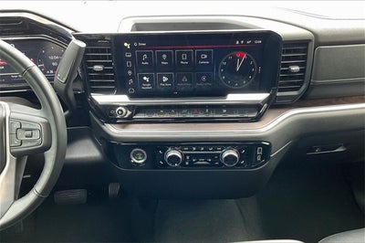 2024 GMC Sierra 1500 SLT CREW CAB 4X4