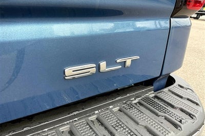 2024 GMC Sierra 1500 SLT CREW CAB 4X4