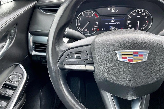 2023 Cadillac XT4 Premium Luxury AWD