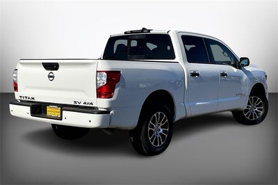 2022 Nissan Titan SV CREW CAB 4X4