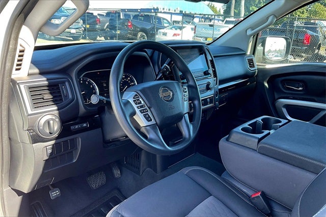 2022 Nissan Titan SV CREW CAB 4X4