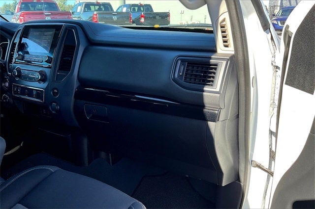 2022 Nissan Titan SV CREW CAB 4X4