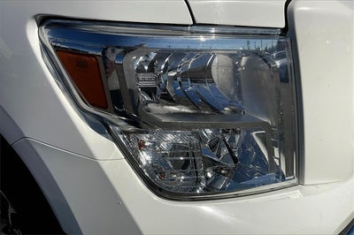 2022 Nissan Titan SV CREW CAB 4X4