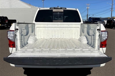 2022 Nissan Titan SV CREW CAB 4X4