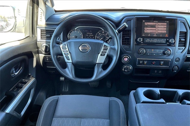 2022 Nissan Titan SV CREW CAB 4X4