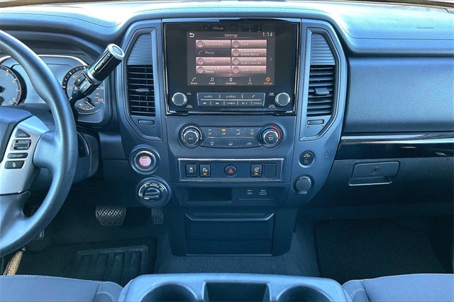 2022 Nissan Titan SV CREW CAB 4X4