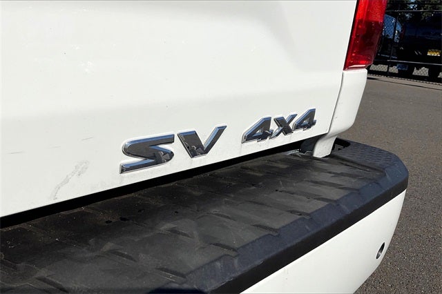 2022 Nissan Titan SV CREW CAB 4X4