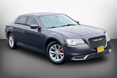 2018 Chrysler 300 Touring