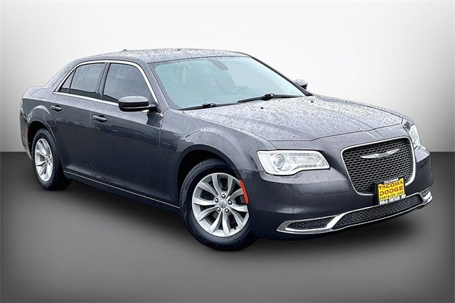 2018 Chrysler 300 Touring