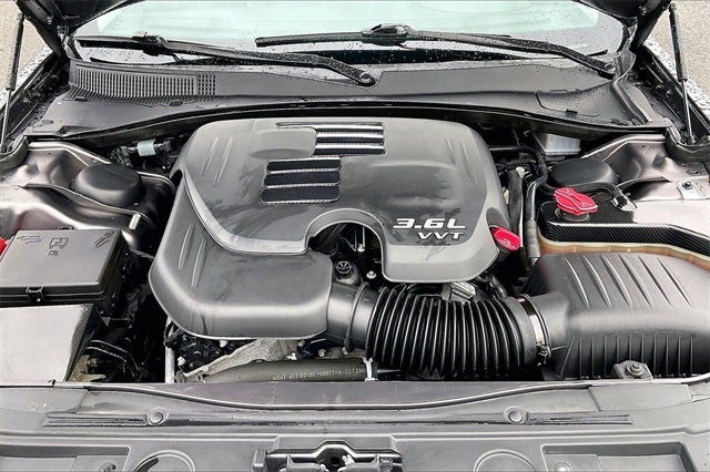 2018 Chrysler 300 Touring