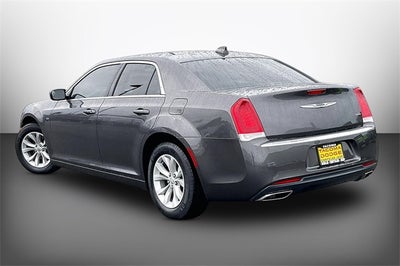 2018 Chrysler 300 Touring