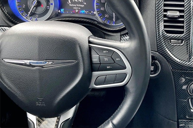 2018 Chrysler 300 Touring