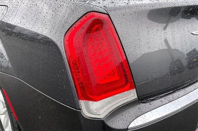 2018 Chrysler 300 Touring