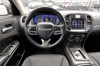 2018 Chrysler 300 Touring