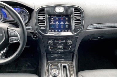 2018 Chrysler 300 Touring