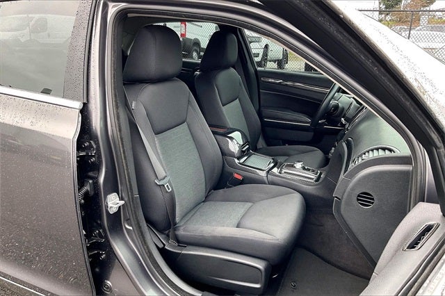 2018 Chrysler 300 Touring