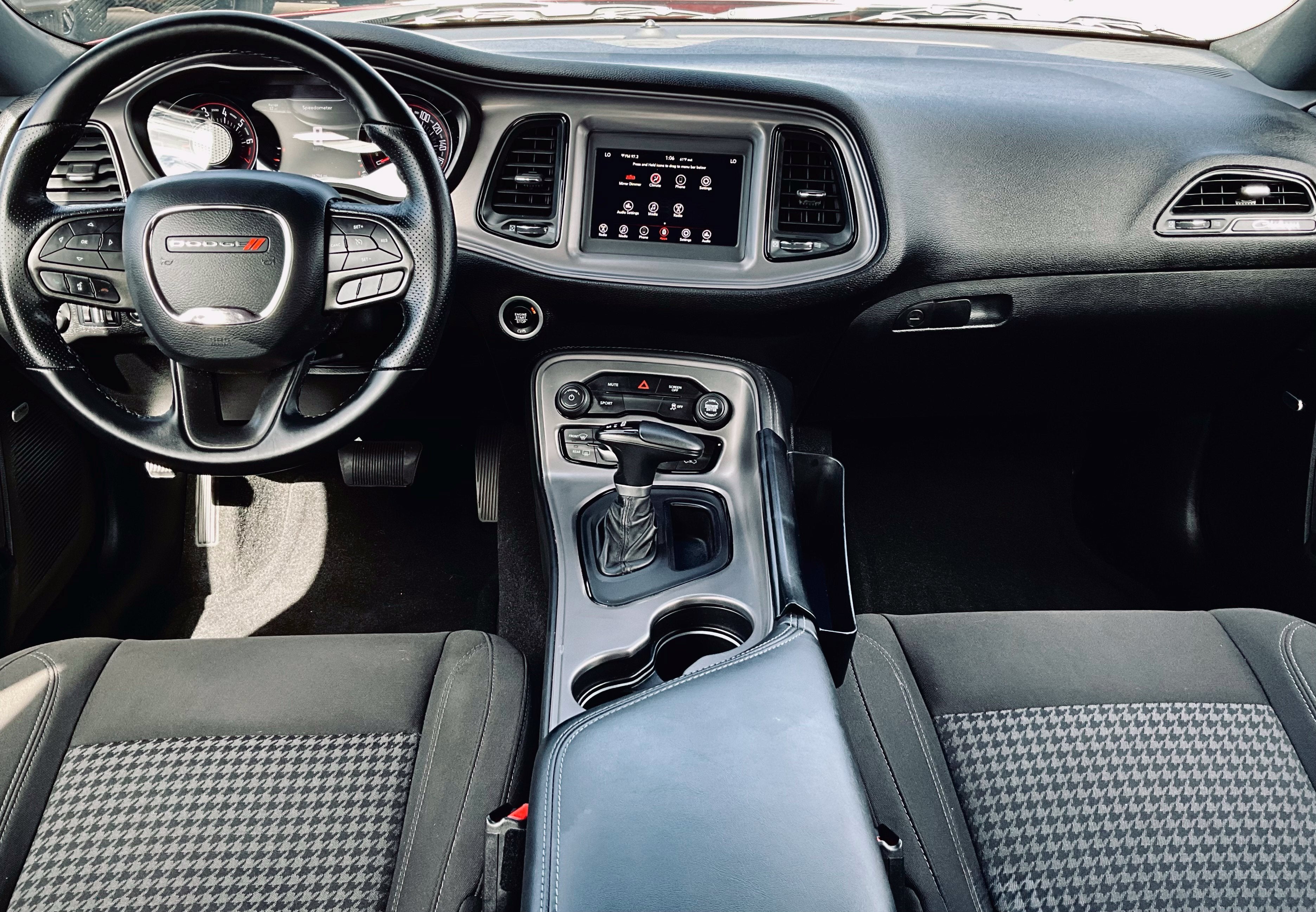 2023 Dodge Challenger SXT