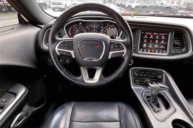 2017 Dodge Challenger SXT