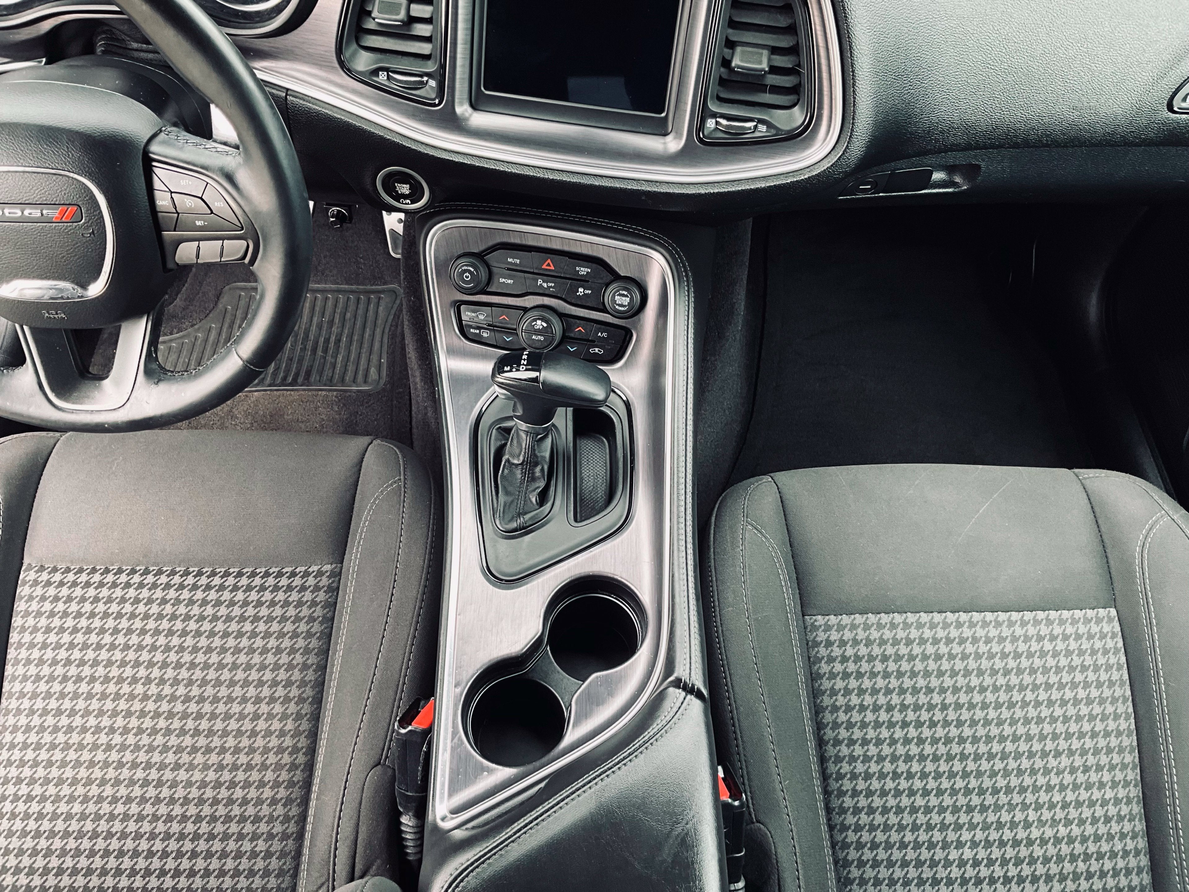 2018 Dodge Challenger SXT