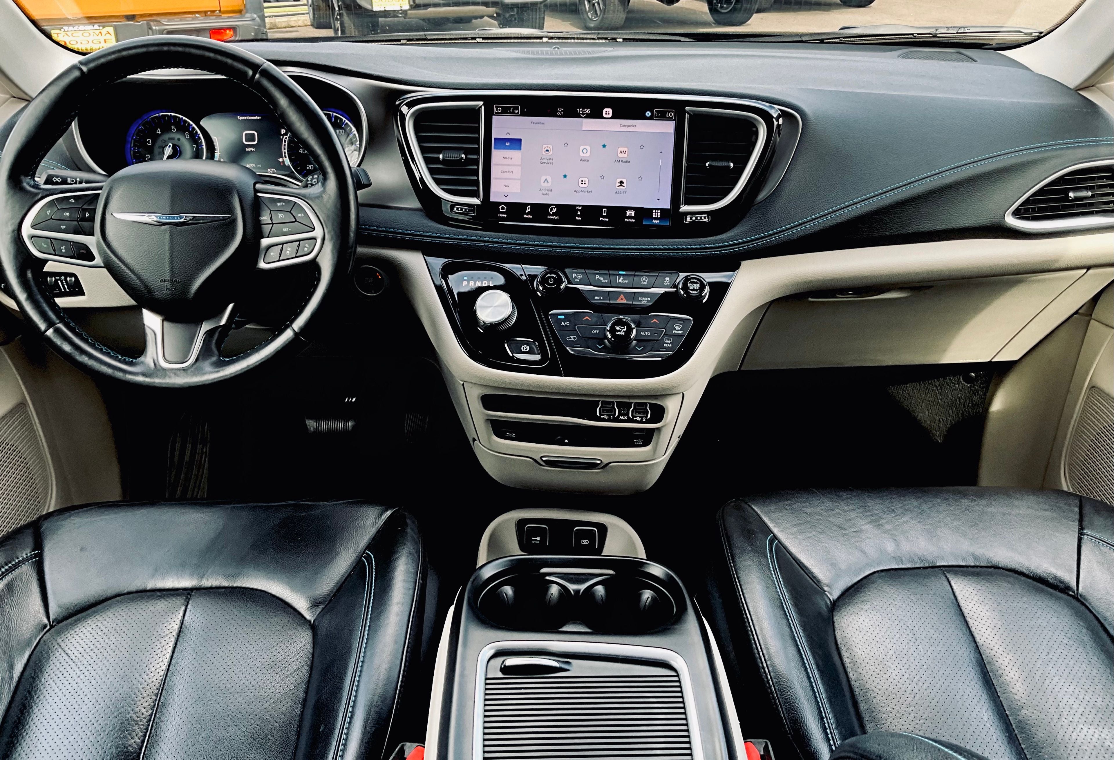 2021 Chrysler Pacifica Touring L