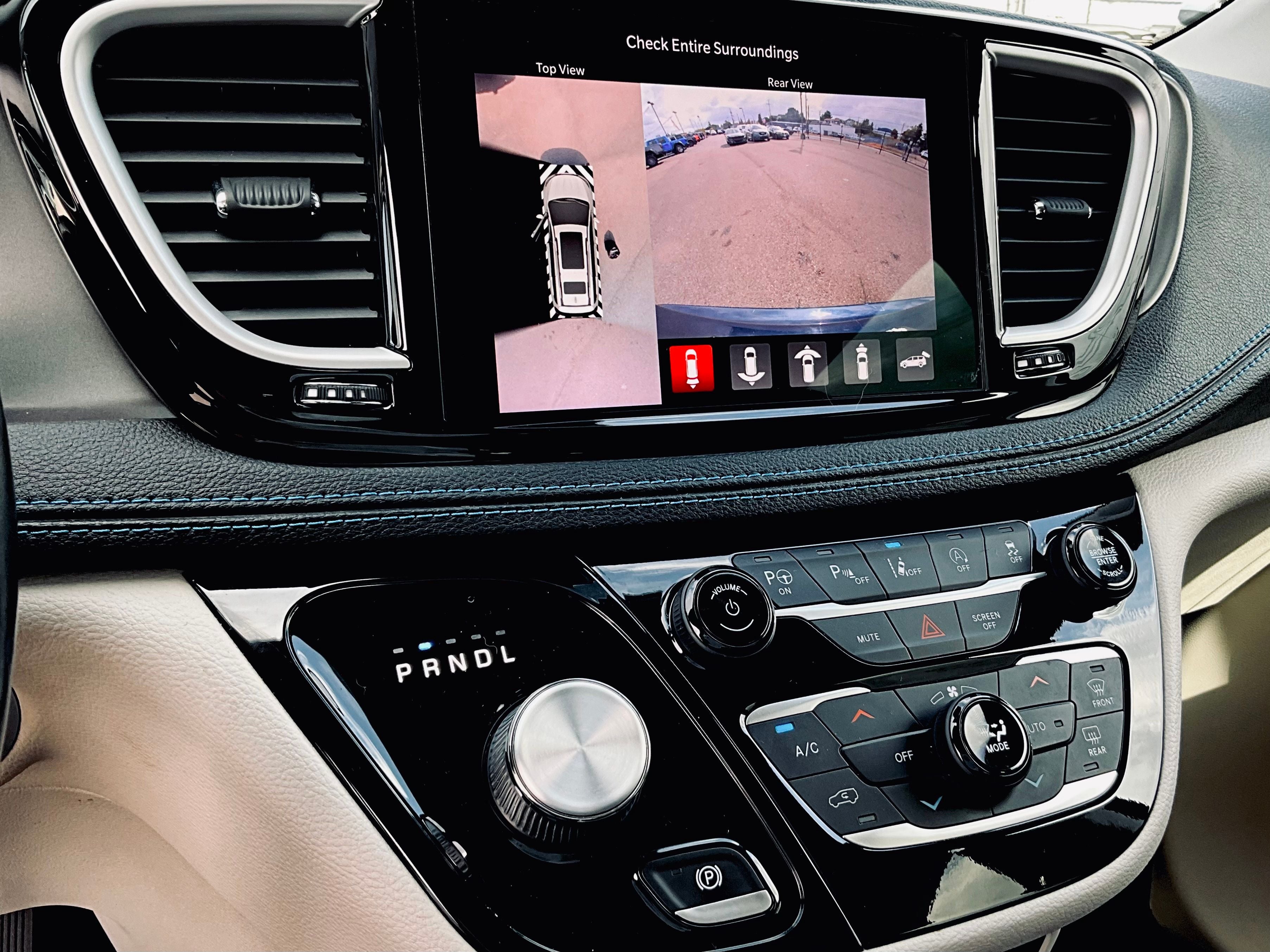 2021 Chrysler Pacifica Touring L