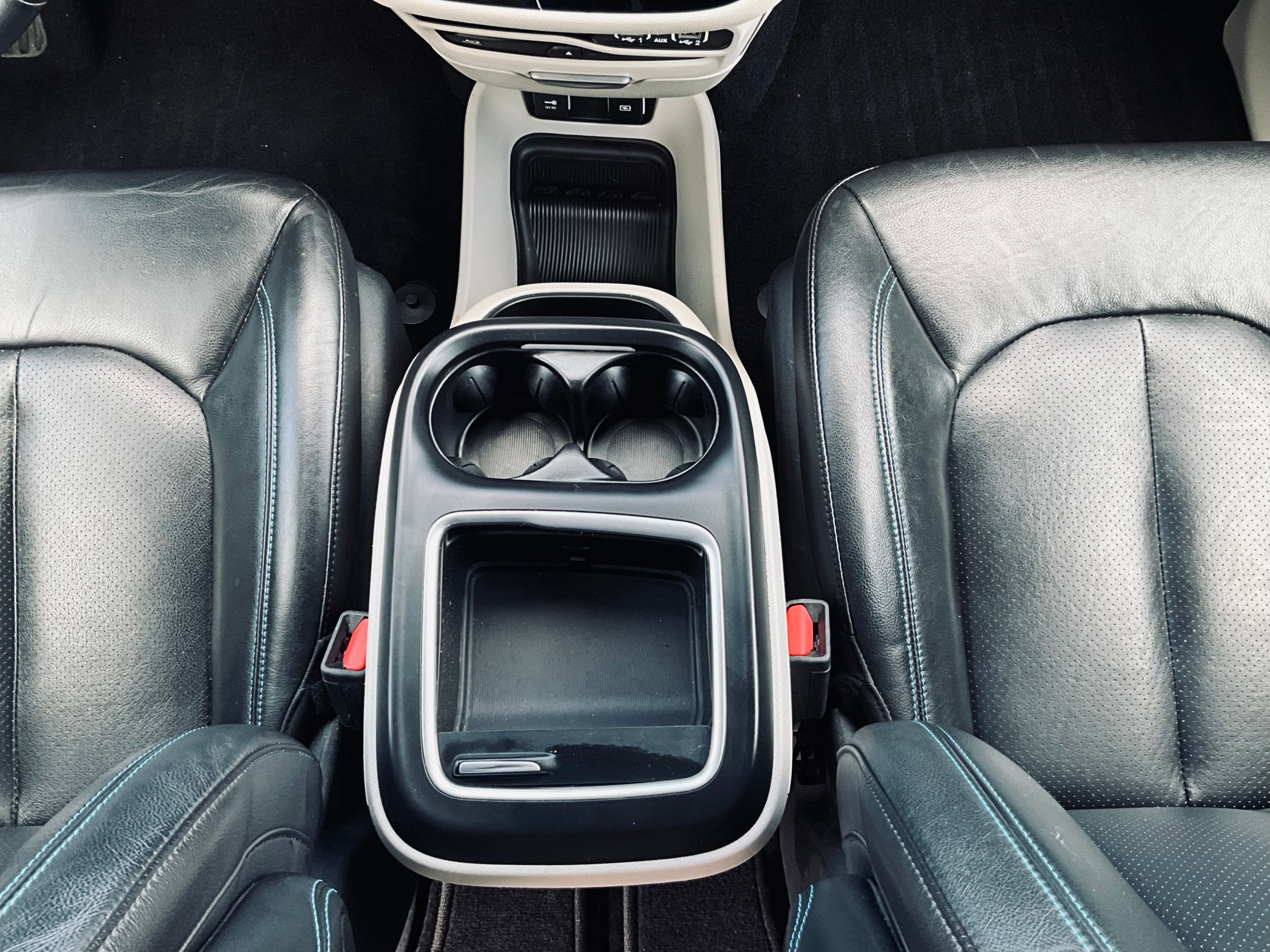 2021 Chrysler Pacifica Touring L