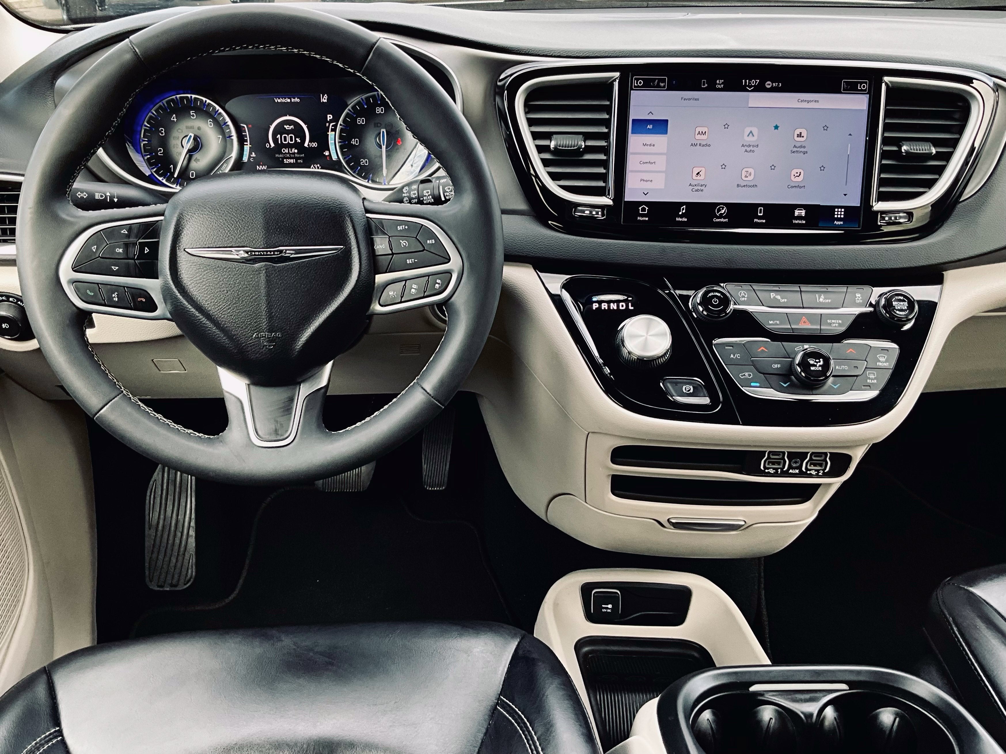 2023 Chrysler Pacifica Touring L