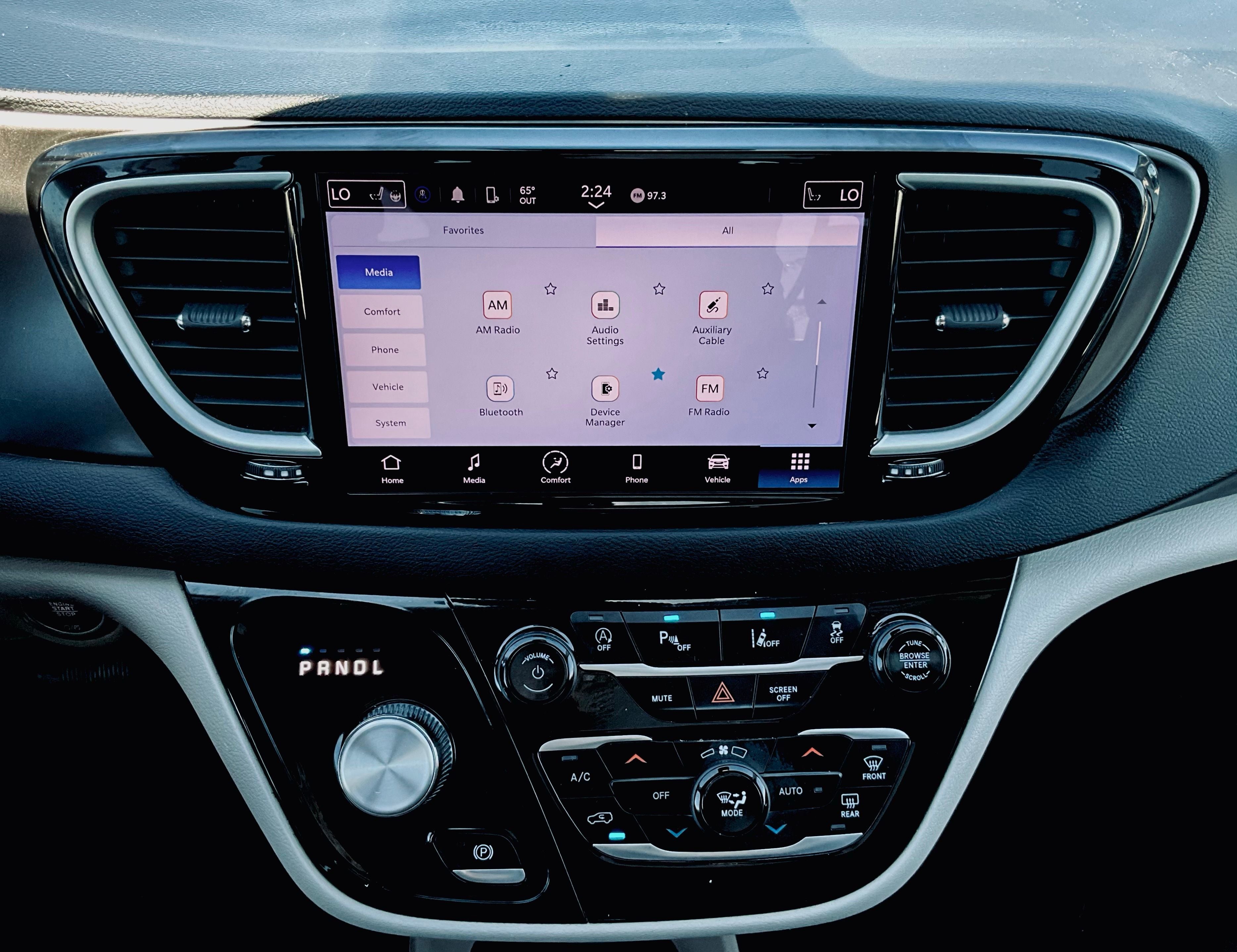 2024 Chrysler Pacifica Touring L